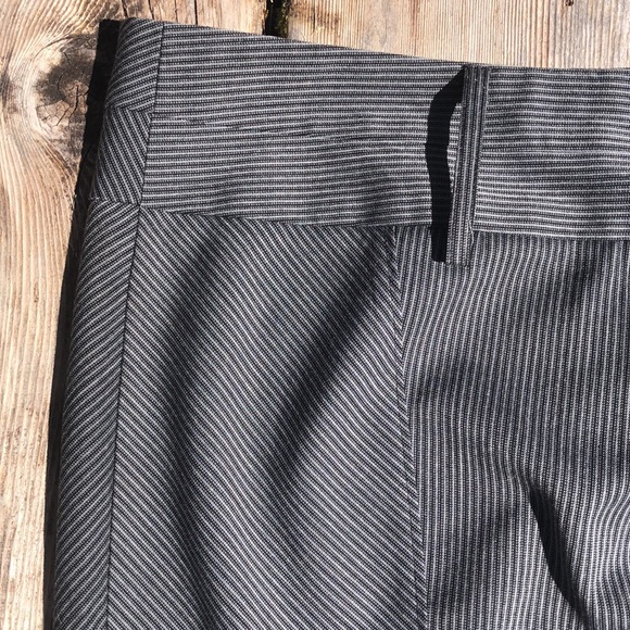 Guess pencil skirt pinstriped - Picture 9 of 10